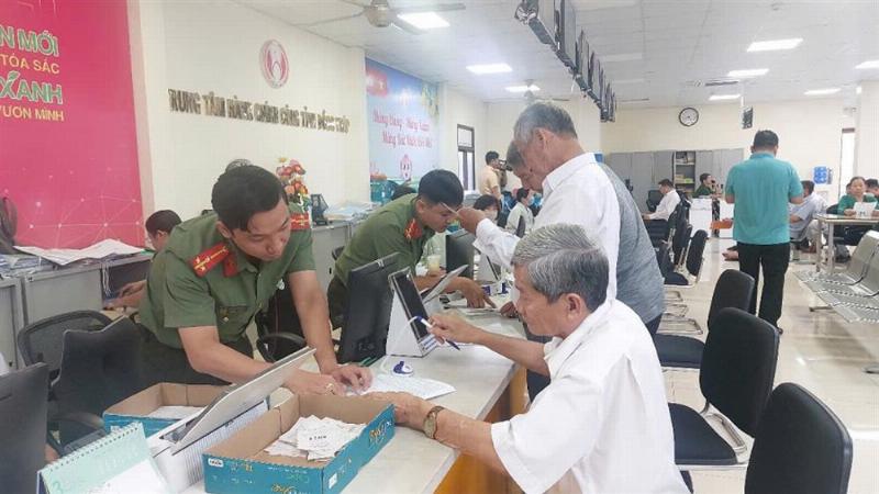 Giao diện trực tuyến để nộp hồ sơ xin phiếu lý lịch tư pháp tiện lợi